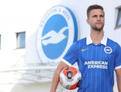 LIGA INGGRIS — Joel Veltman – Brighton Sepakat Perpanjang Kontrak hingga 2025