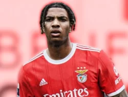 LIGA PRANCIS — PSG Rekrut Gelandang 18 Tahun dari Benfica