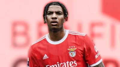 LIGA PRANCIS — PSG Rekrut Gelandang 18 Tahun dari Benfica