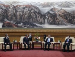 Stabilkan Hubungan Bilateral, Delegasi Jepang Bertemu PM China di Beijing