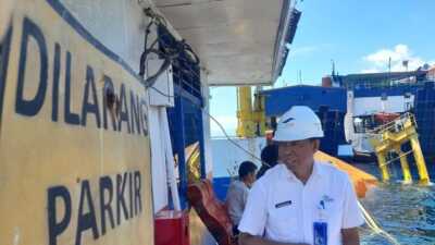 Dermaga Ternate yang Ambruk Mulai Diperbaiki