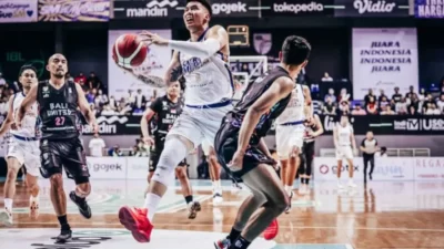 IBL -- Kalahkan Bali United 75-67, Satria Muda Melaju ke Semifinal