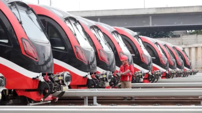 Mulai 18 Agustus, Semua Jalur LRT Jabodebek sudah Beroperasi 