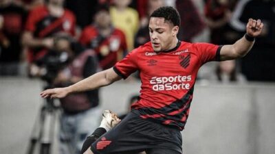 LIGA SPANYOL — Barcelona Datangkan Pemain Muda dari Klub Brazil