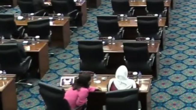 PDIP DKI Ajukan Sanksi PAW Cinta Mega ke DPP Partai