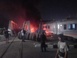 KNKT Selidiki Kecelakaan Kereta Vs Truk di Perlintasan Madukoro
