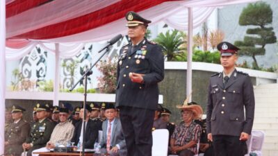 Kapolres Loteng Pimpin Parade Peringatan Hari Bhayangkara ke-77