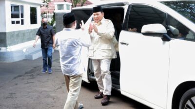 Jamu Prabowo dengan Air Zamzam, Cak Imin: Insya Allah Sehat dan Menang