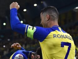 Dikabarkan Bertahan di Al-Nassr, Ronaldo Dapat Gaji Rp3,7 Triliun per-Tahun