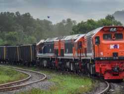 PT KAI Angkut Lebih dari 33 Juta Ton Barang pada Semester I 2025