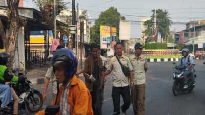 Pengamen dan Pengemis di Pekalongan Diberi Edukasi