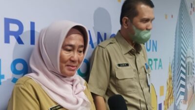 Meski WFH, Pemprov DKI Wajibkan ASN Tetap Berpakaian Dinas dan Isi Absensi