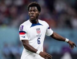 LIGA ITALIA — Yunus Musah Resmi Direkrut AC Milan untuk Lima Tahun ke Depan