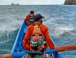 Pencarian Korban Kapal Tenggelam di Selat Bali Diperluas