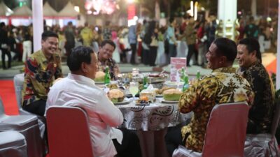 Prabowo Hadiri Gala Dinner Bersama 2.266 Kepala Desa di Makassar