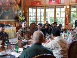 Duduk Bareng Bintang Emon, Praz Teguh, dkk Prabowo Dibanjiri Doa Baik: Semoga Diberi Kemudahan Wujudkan Niat Mulia