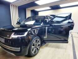 Untuk Para Sultan, Range Rover PHEV Hadir dengan Bandrol Harga Rp5 Miliar