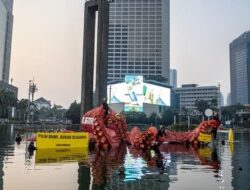 Sempat Diamanankan, Polisi: Belasan Aktivis Greenpeace Telah Dipulangkan