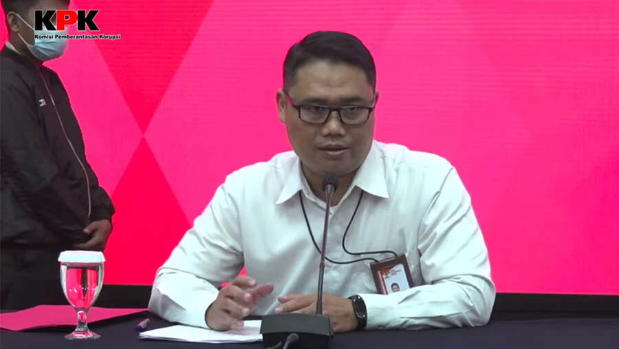 KPK Akan Banding Vonis 8 Tahun Penjara Lukas Enembe