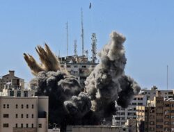 Evakuasi 10 WNI dari Jalur Gaza Masih Diupayakan