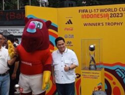 Trofi Piala Dunia U-17 Dipamerkan di Car Free Day