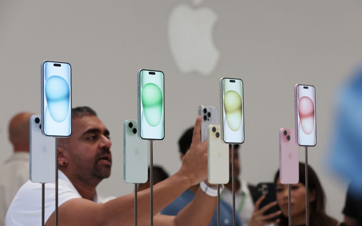 Terdeteksi Mulai Diproses, Harga iPhone 15 Mulai 16 Juta-an?