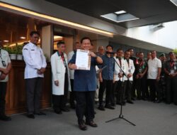 Jalani Tes kesehatan, Prabowo: Tak ada Persiapan Khusus, Rutin Olahraga Renang
