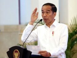Jokowi Anugerahkan Gelar Pahlawan Nasional ke 6 Pejuang