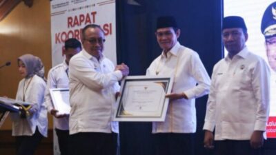 Dinilai Baik Diskominfotik Hantarkan Pemda Loteng Raih Penghargaan