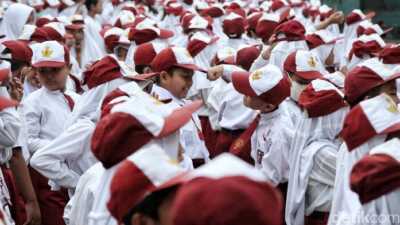 Disdik DKI Jamin Siswa SDN 01 Pondok Bambu Tetap Belajar Meski Sekolahnya Terbakar