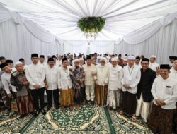 Temui 68 Kiai di Ponpes Langitan Tuban, Prabowo Tampung Masukan