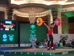ANGKAT BESI — Satrio Adi Nugroho Rebut Perak di IWF Grand Prix II 2023 Doha