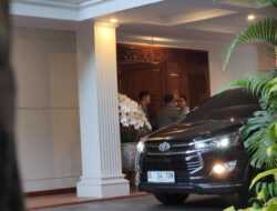 Sebelum Ke Acara Debat Cawapres, Gibran Sambangi Kediaman Prabowo di Kertanegara