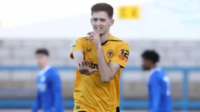 Justin Hubner Dipinjamkan Wolves ke Cerezo Osaka