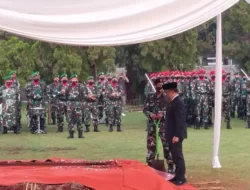 Mensesneg Pimpin Prosesi Pemakaman Jenazah Kuntoro di TMP Kalibata