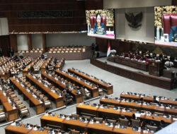 Puan Maharani Pimpin Rapat Paripurna Pengesahan RUU ITE dan DKJ