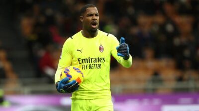 MU Pertimbangkan Boyong Kiper AC Milan Maigan