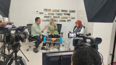 Perluas Informasi Kominfo Loteng Bangun Podcast Kanal Resmi "Meja Pingpong"