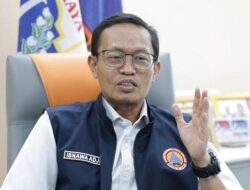 Ribuan Warga Jakarta Masih Bertahan di 20 Titik Pengungsian Hingga Selasa Malam