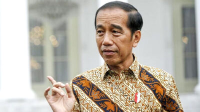 Jokowi Kirim Karangan Bunga Ulang Tahun ke Megawati