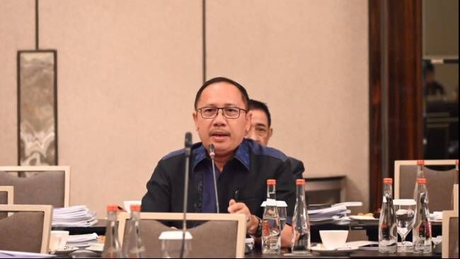 DPR Minta Pemerintah Pusat Tangani Langsung Rekrutmen PPPK