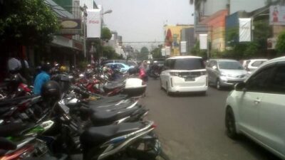 Legislator DKI Minta Parkir Resmi On Street di Sabang Ditiadakan