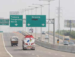 Arus Mudik di Tol Merak Ramai Lancar pada H-6 Lebaran 2025