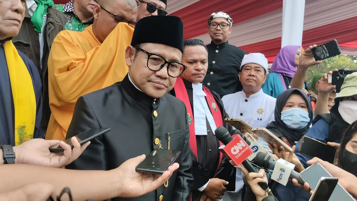 Penyiaran lirik imin
