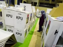 PEMILU 2024  — KPU DKI Pastikan Tak Ada Kerawanan dalam Distribusi Logistik