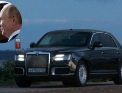 Kim Jong Un Terima Hadiah Mobil Mewah Buatan Rusia dari Putin
