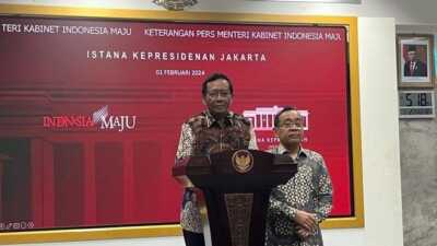 Mahfud Titipkan Penyelesaian Persoalan BLBI, Pelanggaran HAM Berat dan Revisi UU MK ke Jokowi