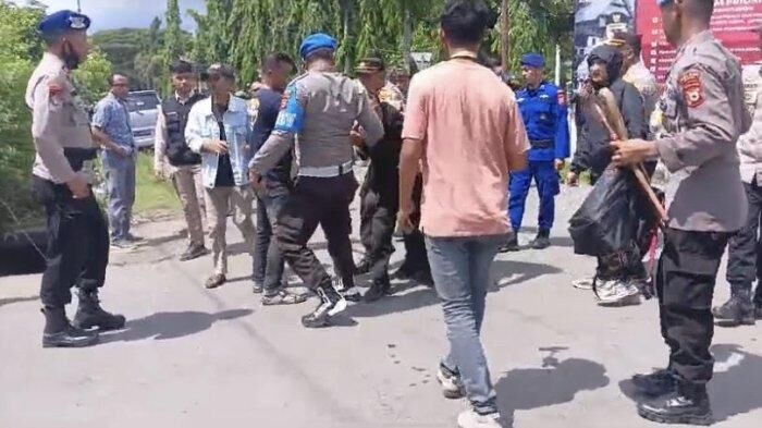 Aksi Demo Saat Proses Rekapituasi di KPU Sinjai, Tujuh Terduga Provokator Damankan Polisi