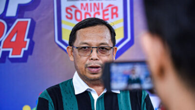 DPR Bakal Panggil Direksi Bulog Soal Penggelembungan Harga Beras Impor