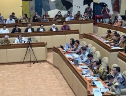 Hadiri Rapat Perdana di DPR, AHY Pamer Karier 16 Tahun di TNI
